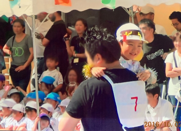 闘病中に参加した子どもの運動会での写真