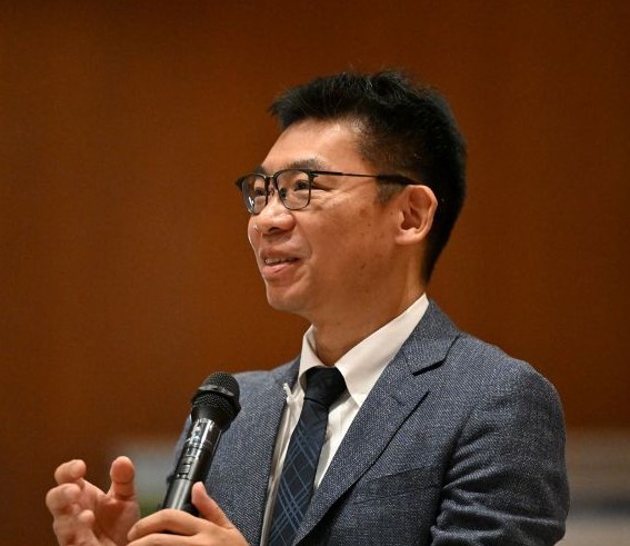 内藤立暁先生